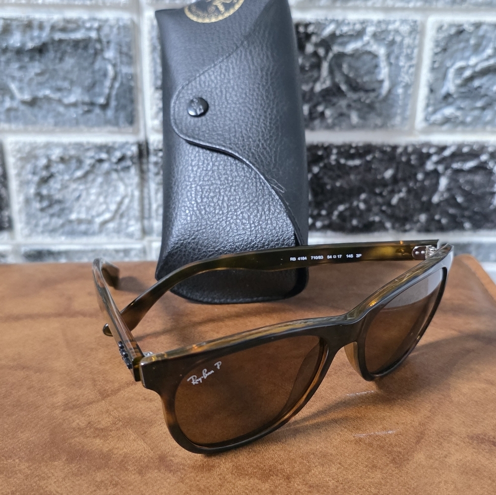 Ray-Ban Brown Sunglasses with Case - Picture 5 of 8